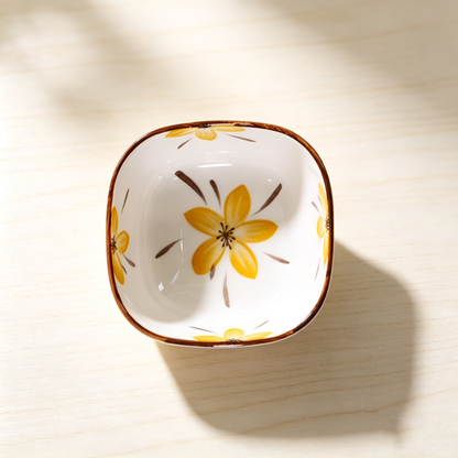 Japanese Hand-Painted Ceramic Small Dipping Plates, Household Soy Sauce Vinegar Dishes, Square Seasoning Bowls for Hot Pot Pickles Snacks